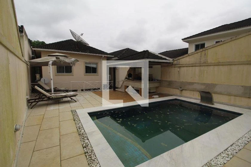 House, 475 m², with floor-to-ceiling windows — photo 50