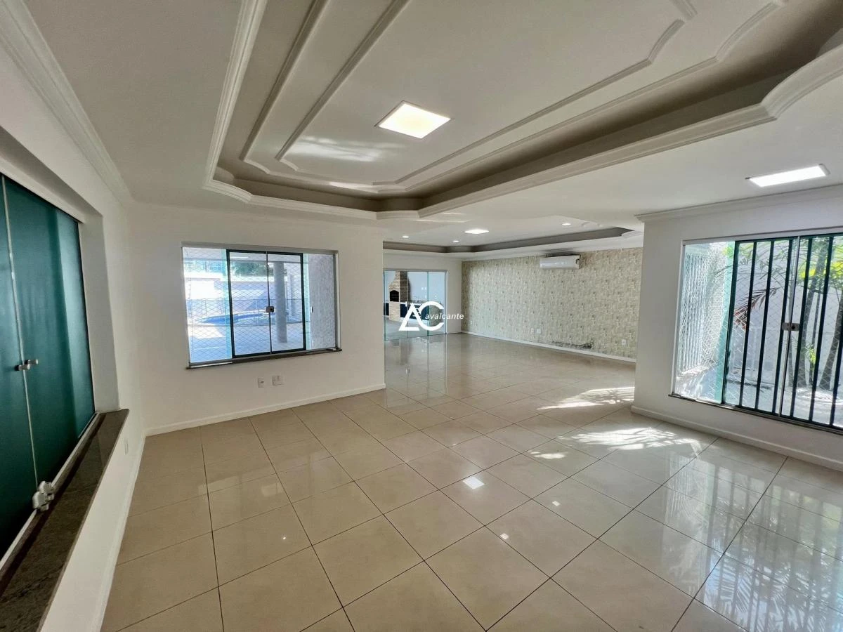 Detached home with 5 en-suite bedrooms and 541 m² — photo 5