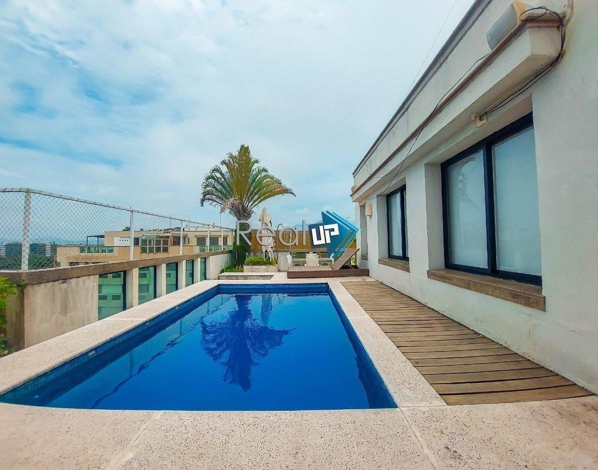 429 m² apartment with 5 bedrooms and 3 parking spots — photo 24