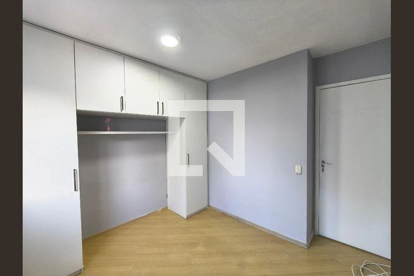 2-bedroom apartment with wood or laminate floors — photo 20