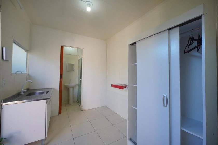 Estúdio com 1 quarto, banheiro e jardim privativo