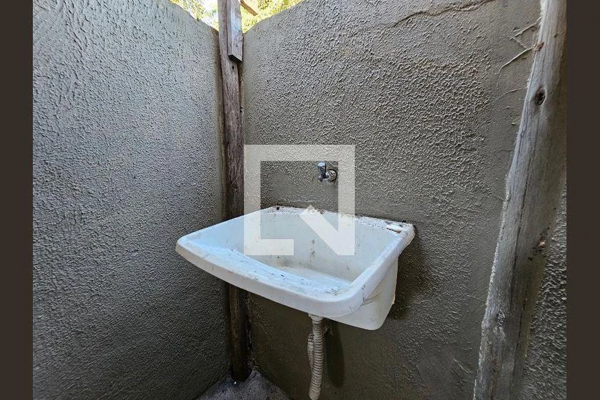 Casa para aluguel com 2 quartos e 100 m² — photo 32