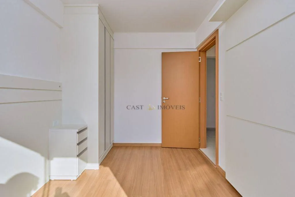 Apartamento com 2 quartos, varanda e 64 m² — photo 4