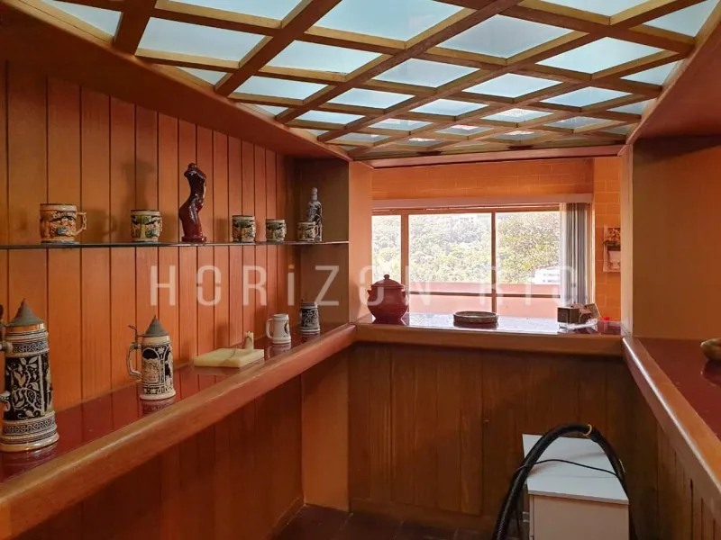 Furnished house, 800 m², with a bathtub — photo 44