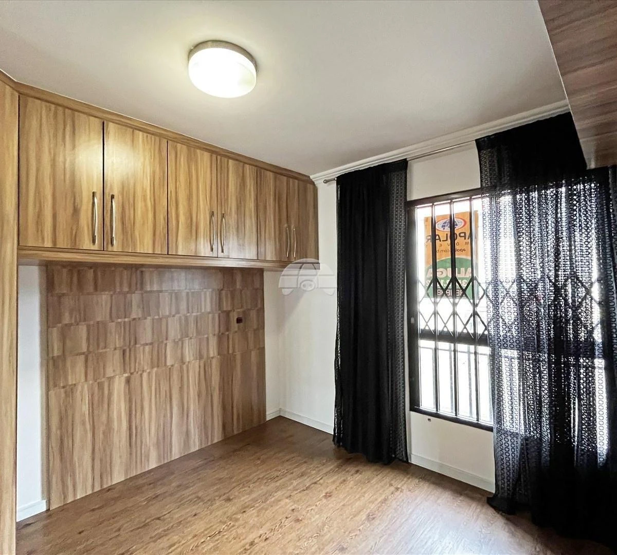 Apartment, 46 m², with wood or laminate floors — photo 12
