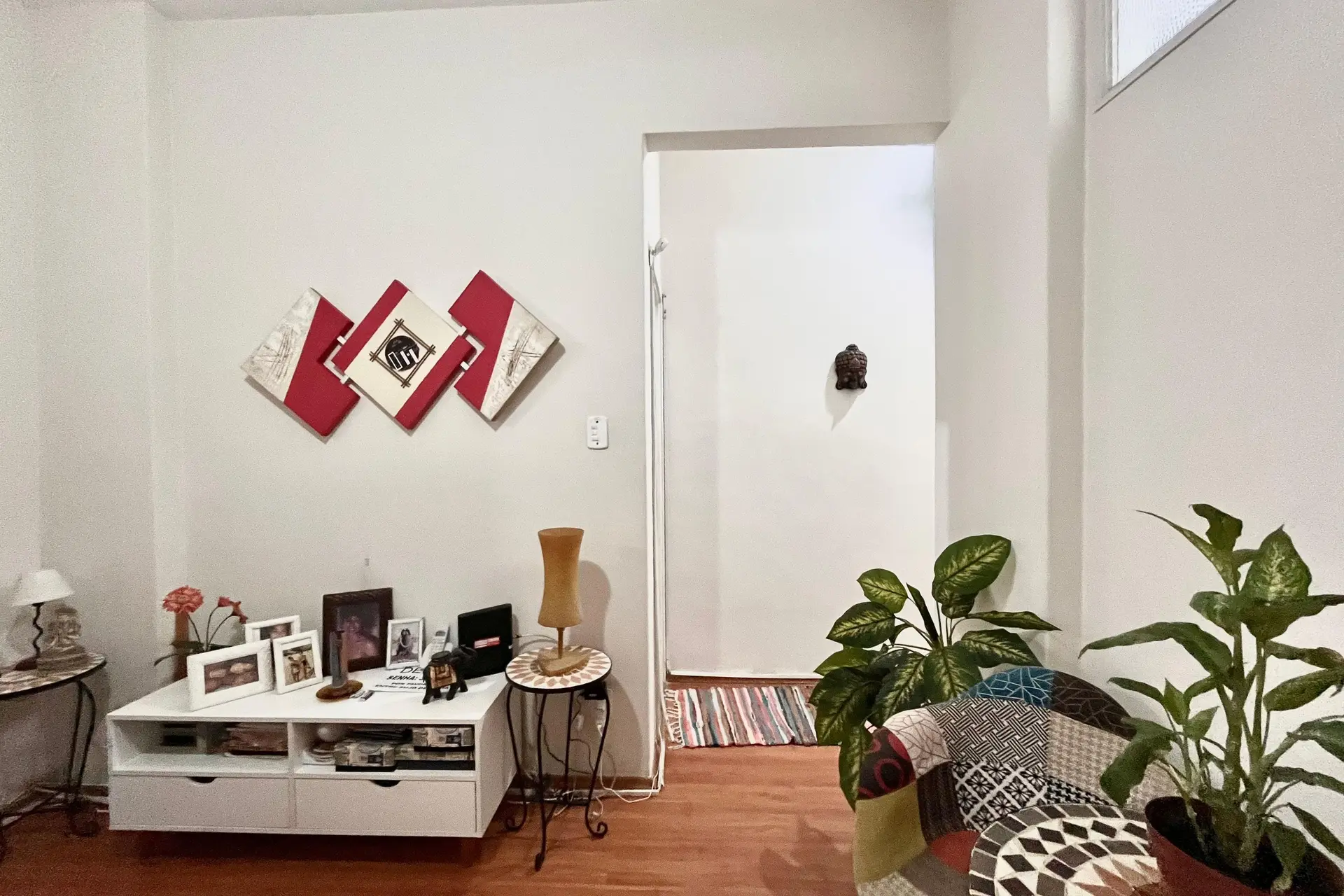 Furnished 1-bedroom apartment with 1 bathroom — photo 4