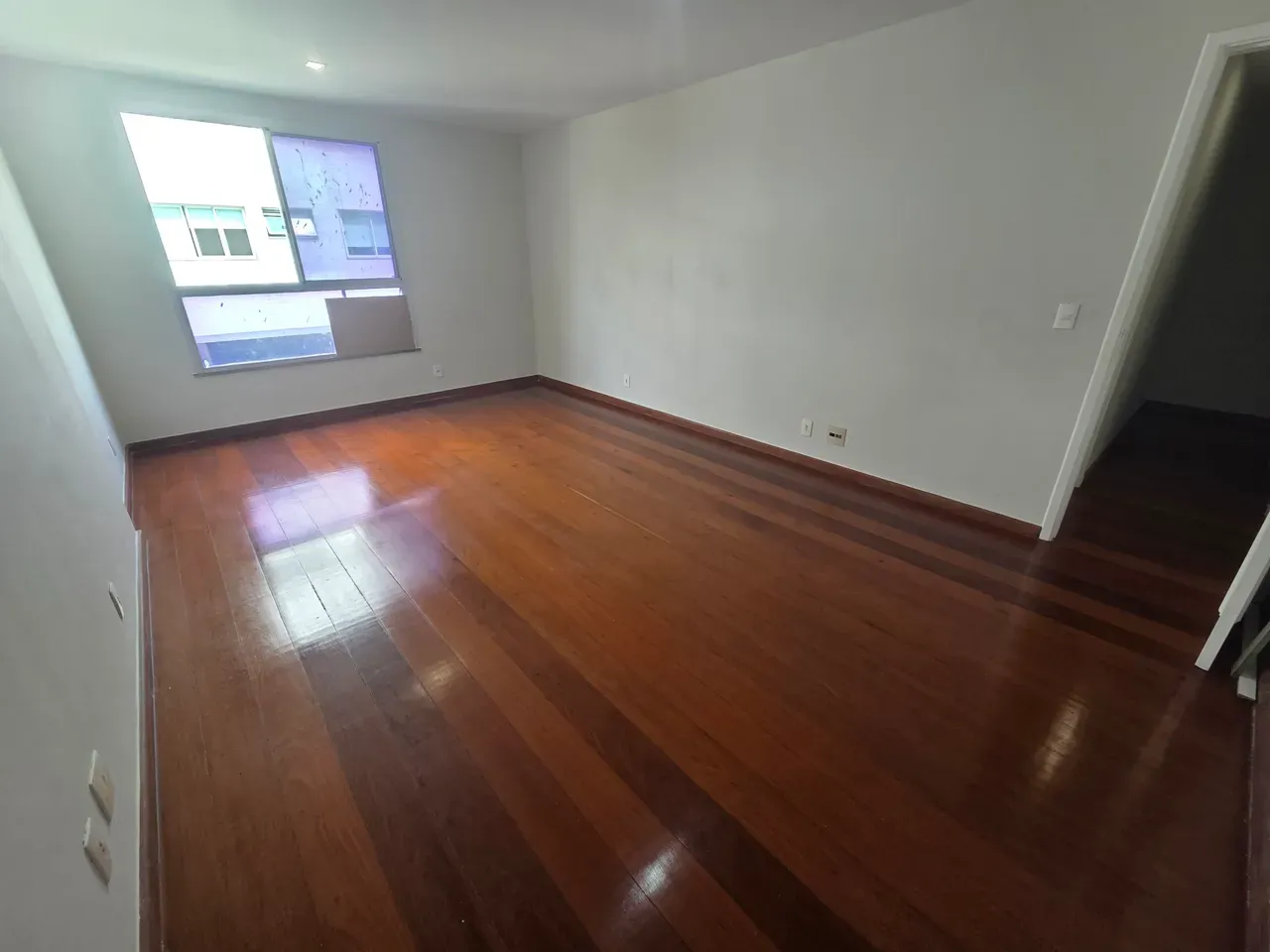 5-bedroom apartment in a building with a sauna — photo 20