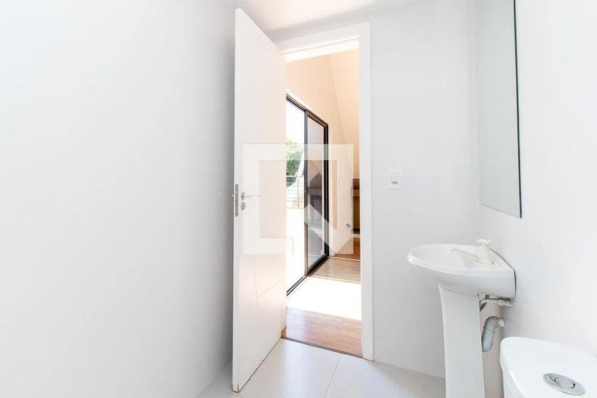 Condo house with 5 bedrooms and 4 en-suite bathrooms — photo 43