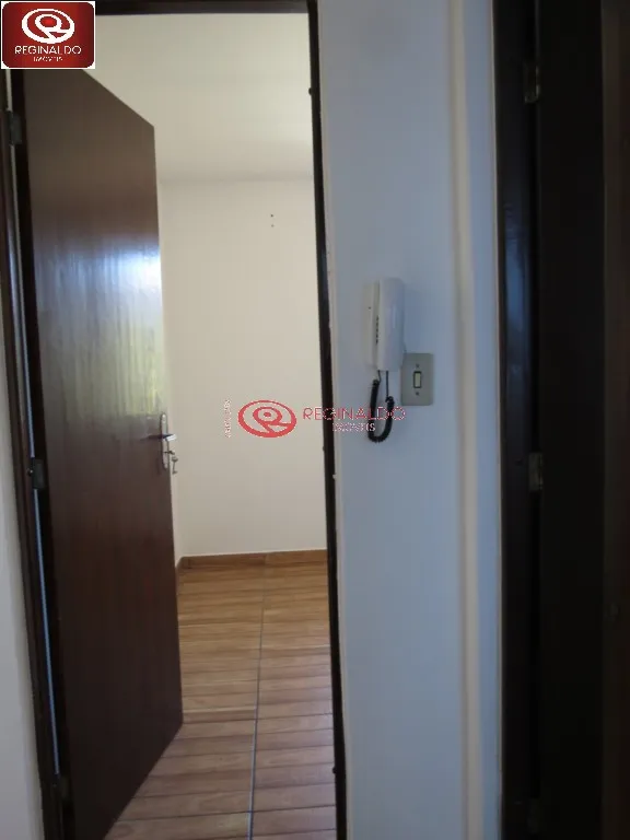 House with 2 bedrooms, 1 bath and 1 parking space — photo 29