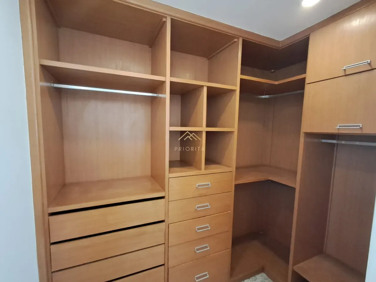 Casa em condomínio fechado com 6 quartos e 13 banheiros — photo 30