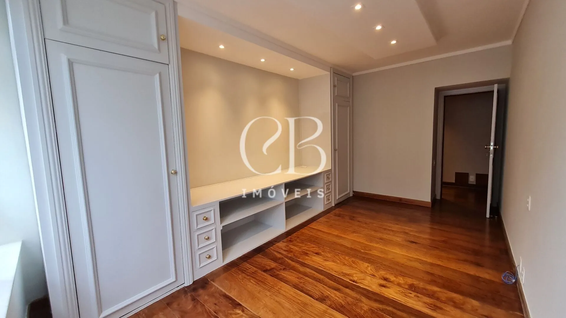 Apartment with 4 bedrooms and 4 bathrooms, 464 m² — photo 24