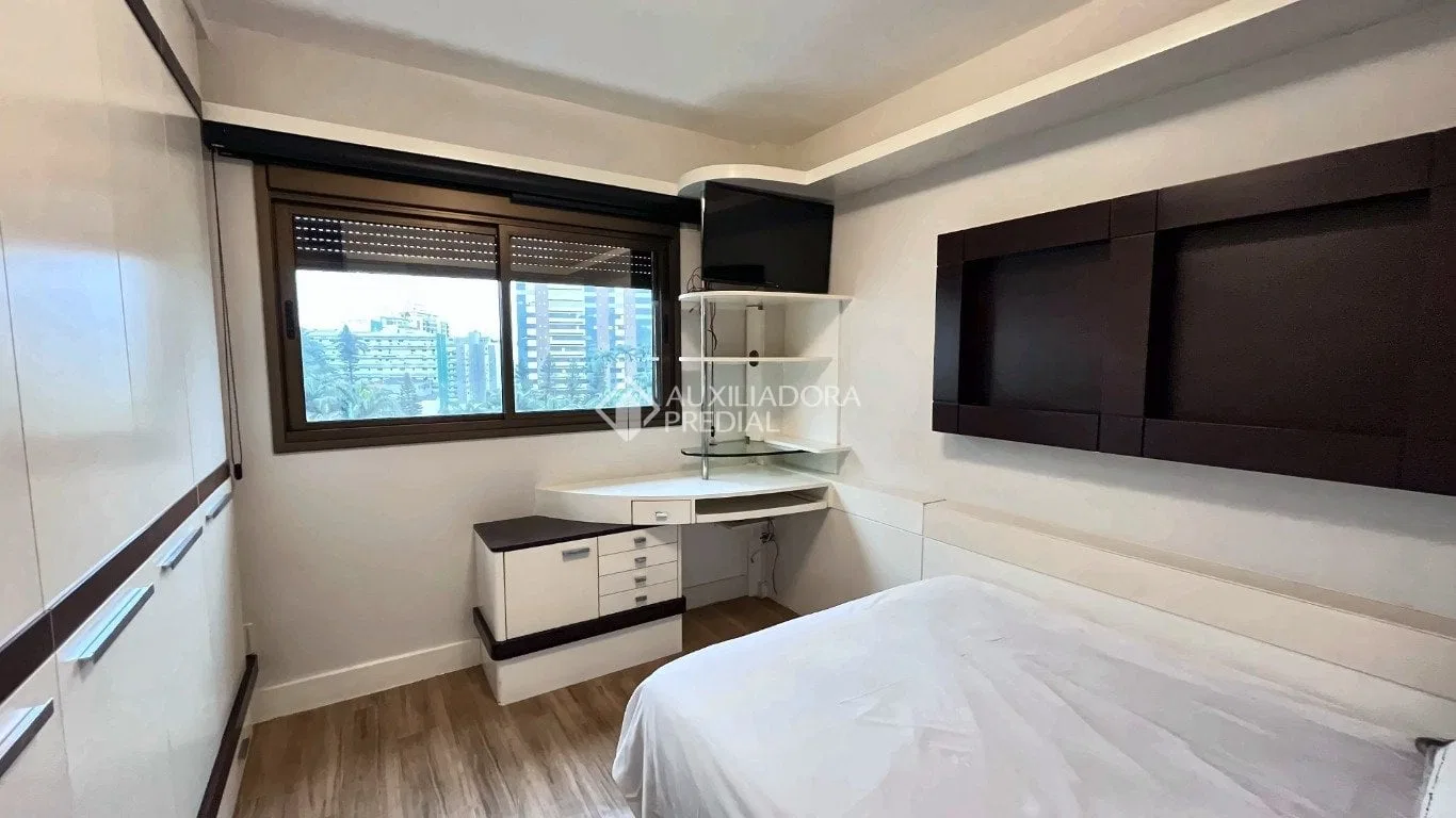 Вид на парк та 2 спальні: квартира 40 м² — photo 11