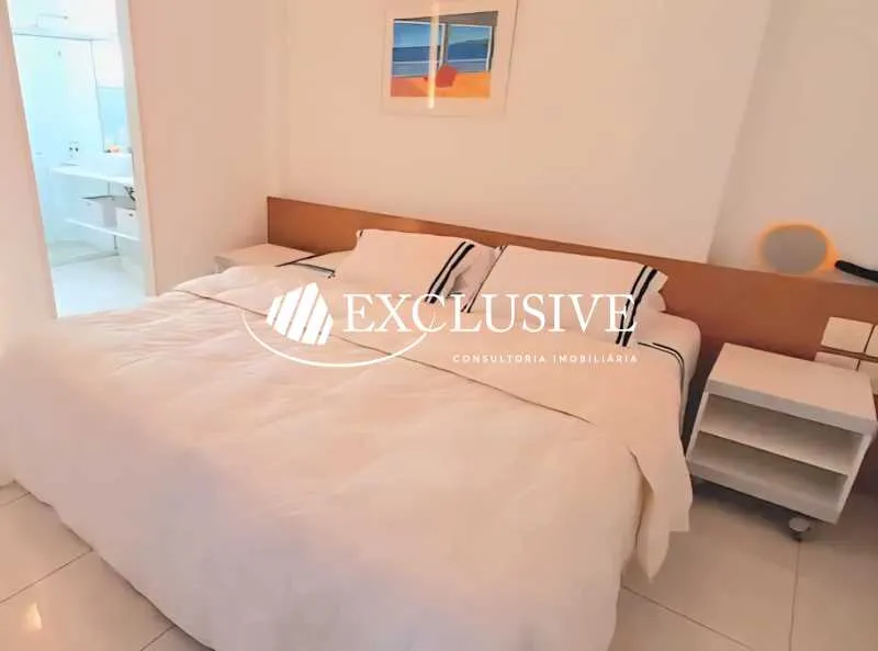 Duplex penthouse with an open kitchen and 2 bedrooms — photo 3