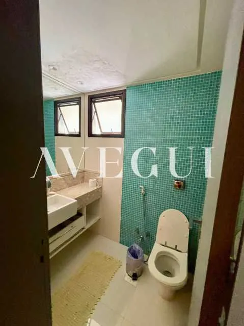 Triplex penthouse with 5 bedrooms and 5 bathrooms — photo 23