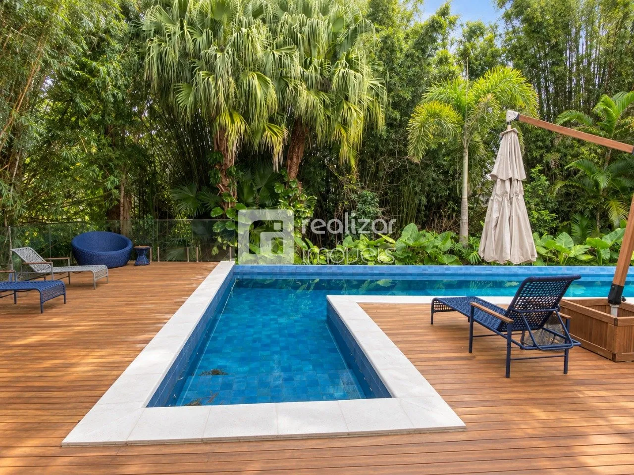 Apartment, 200 m², with a water view — photo 37