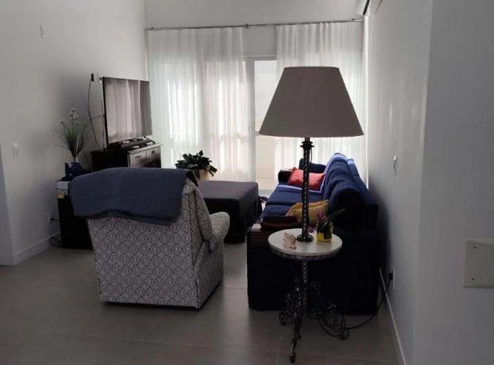 House with 2 en-suite bedrooms and 3 parking spots — photo 4