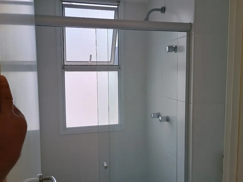 Apartamento de 3 quartos com janelas do piso ao teto — photo 18