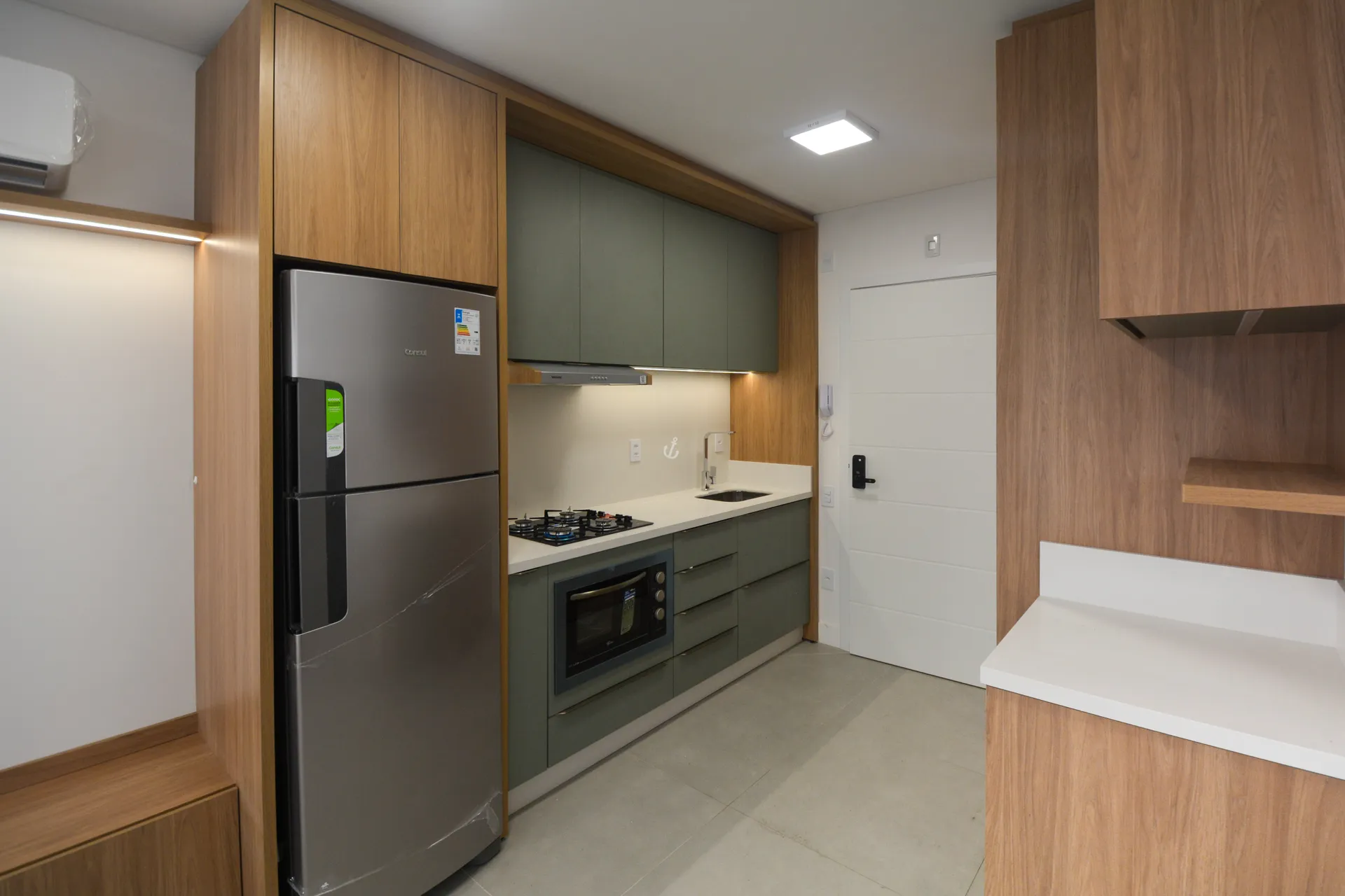 Furnished studio 47 m² with 1 parking space on 4th floor — photo 19