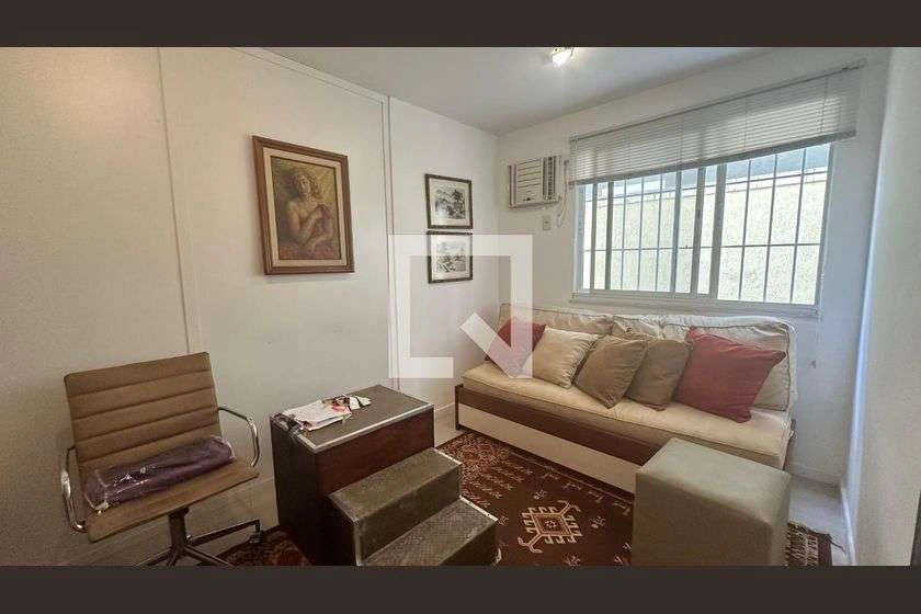 Condominium house with 5 en-suite bedrooms and pool — photo 15