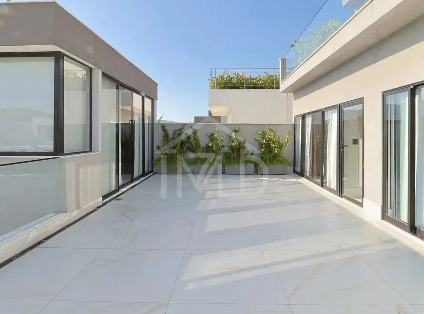 Furnished house with 5 bedrooms and open-plan kitchen — photo 3