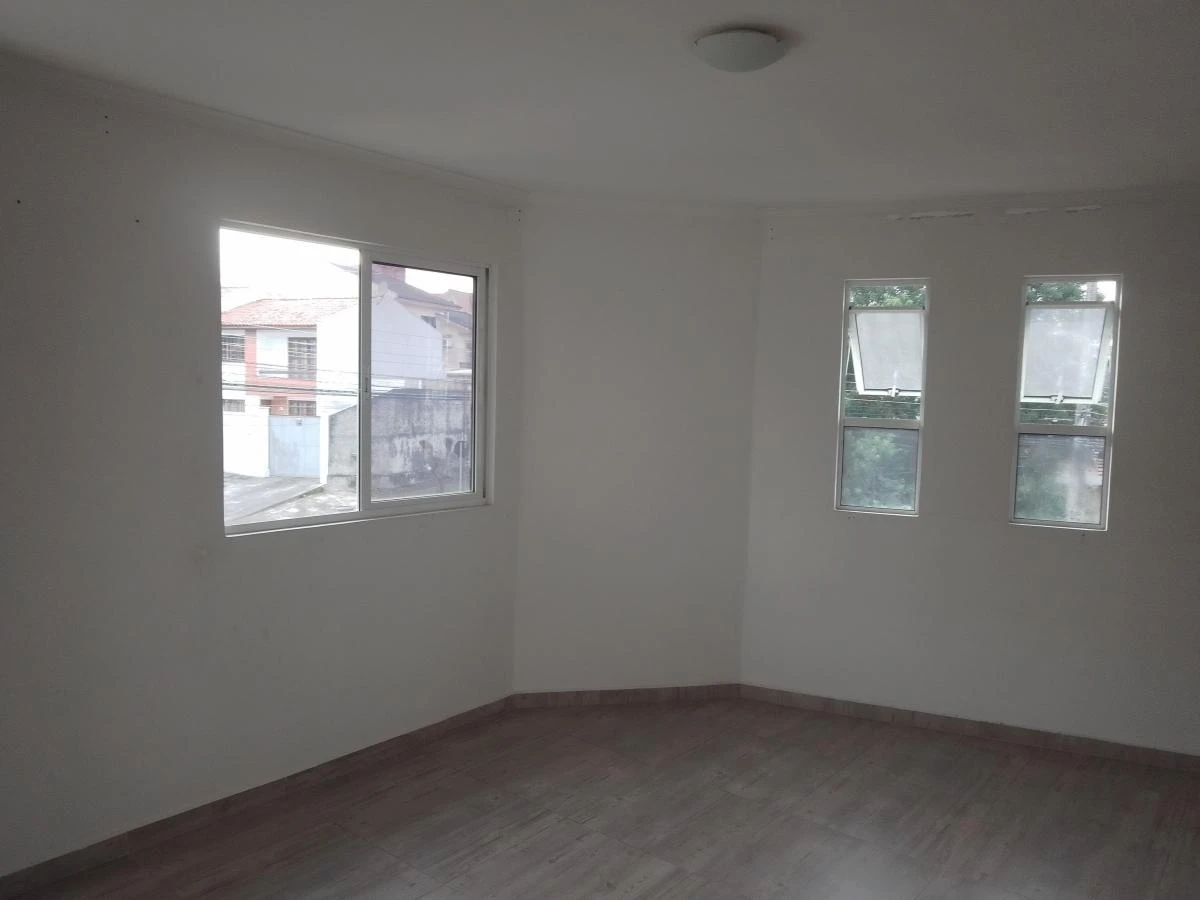 Casa con 5 dormitorios, 5 baños y cocina cerrada — photo 15