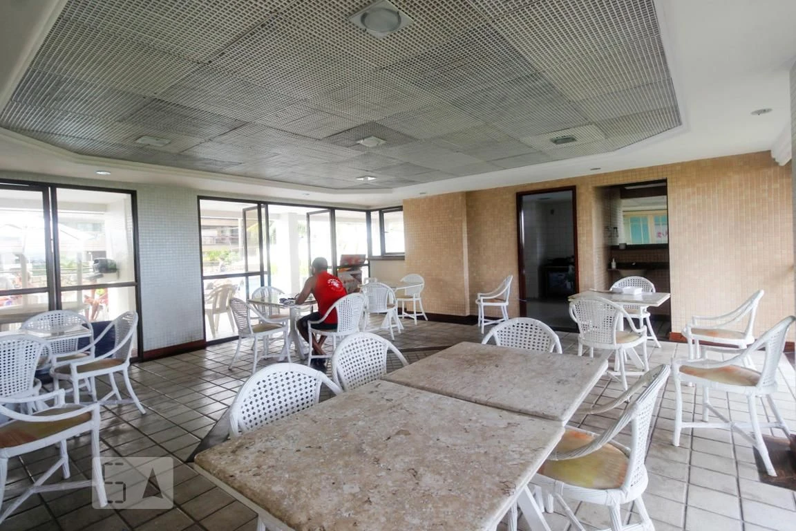 Furnished apartment, 90 m², with a glass-enclosed balcony — photo 55
