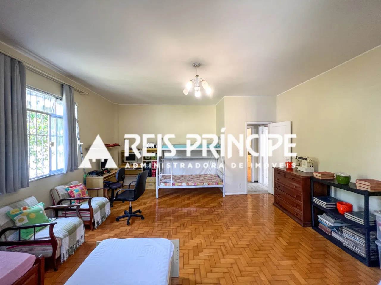 Furnished house with 4 bedrooms and 2 bathrooms — photo 15