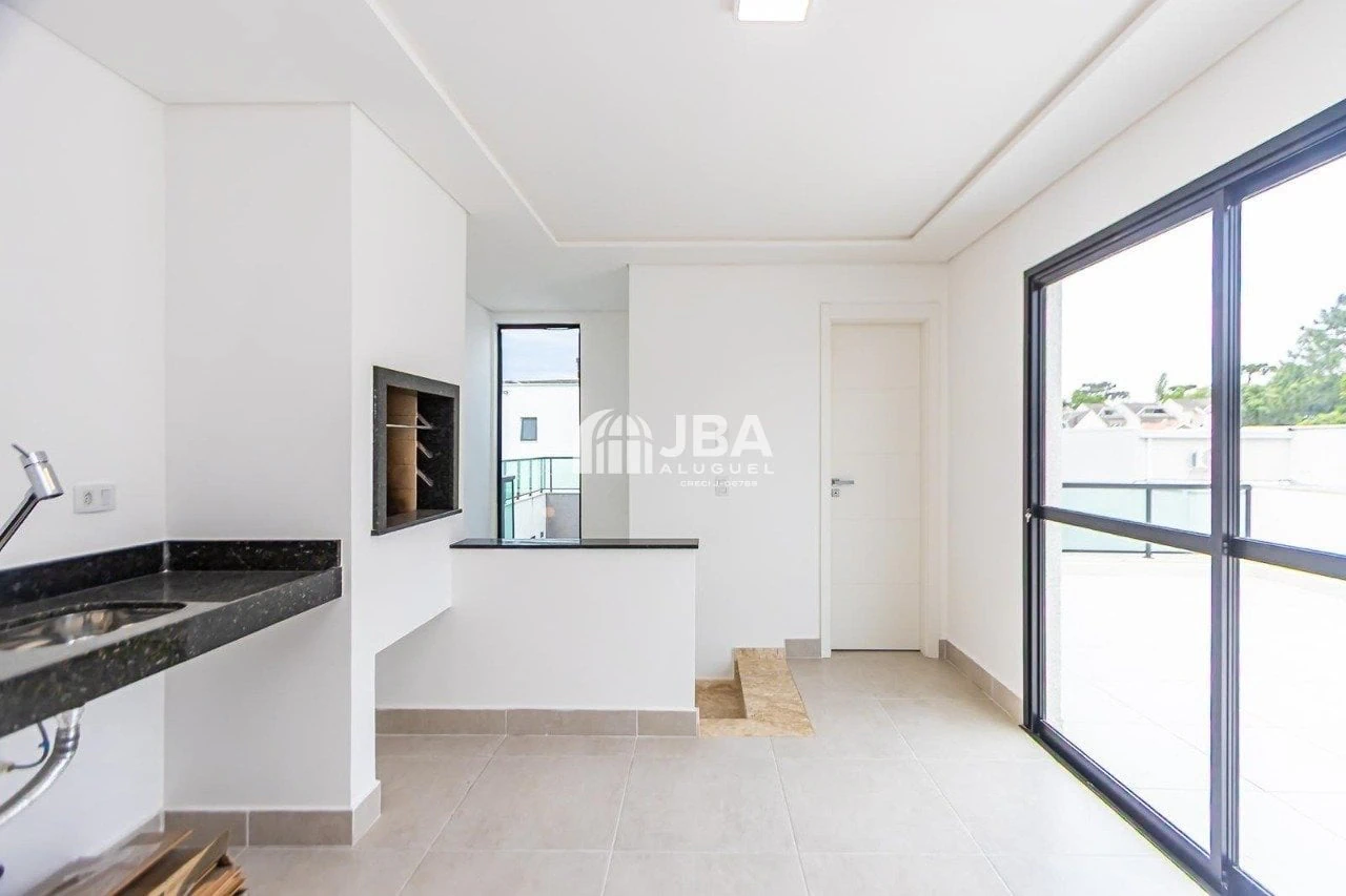 Floor-to-ceiling windows in a 2-bedroom house, 143 m² — photo 21