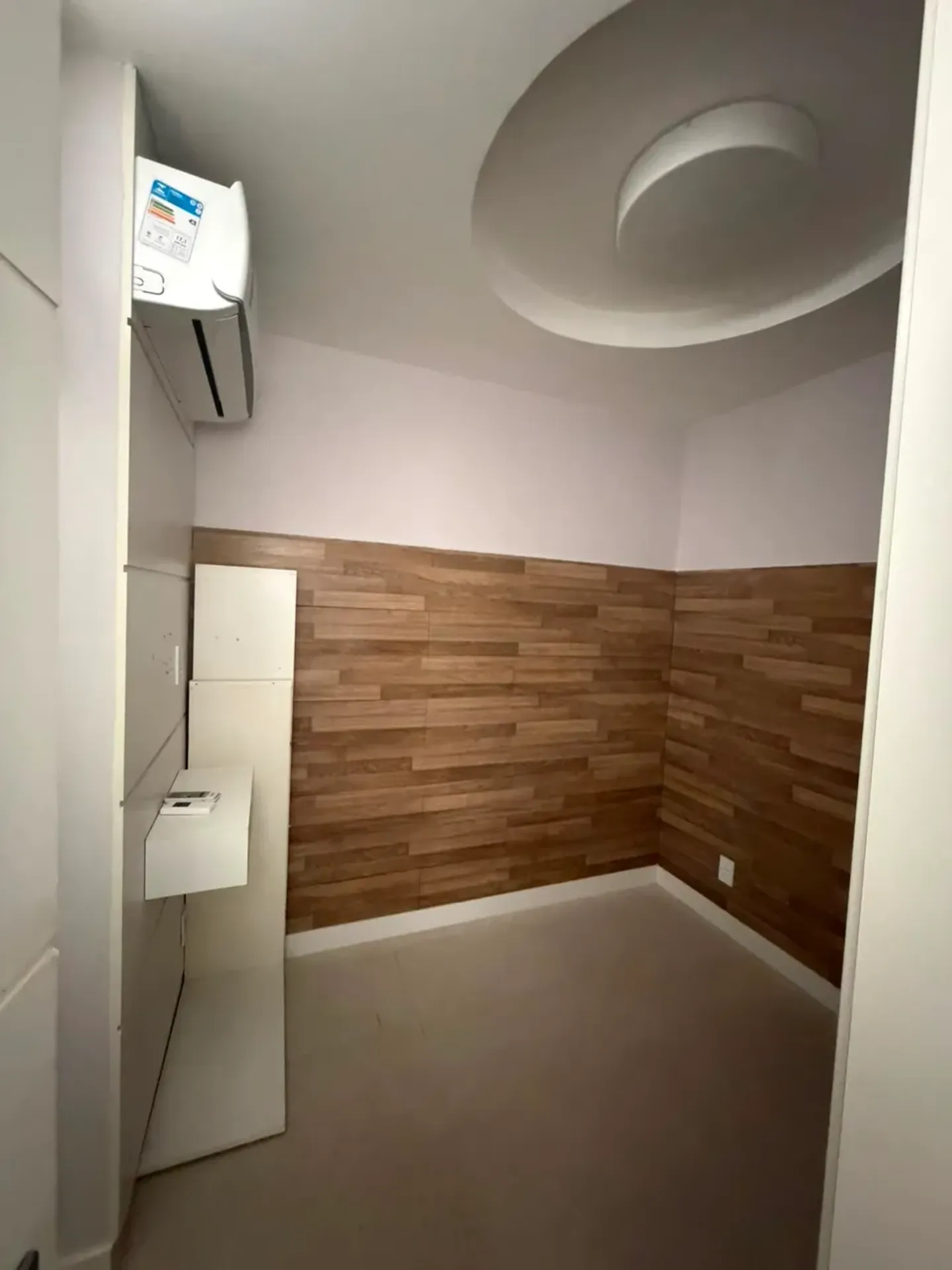 4-bedroom apartment with 5 bathrooms and 226 m² — photo 23