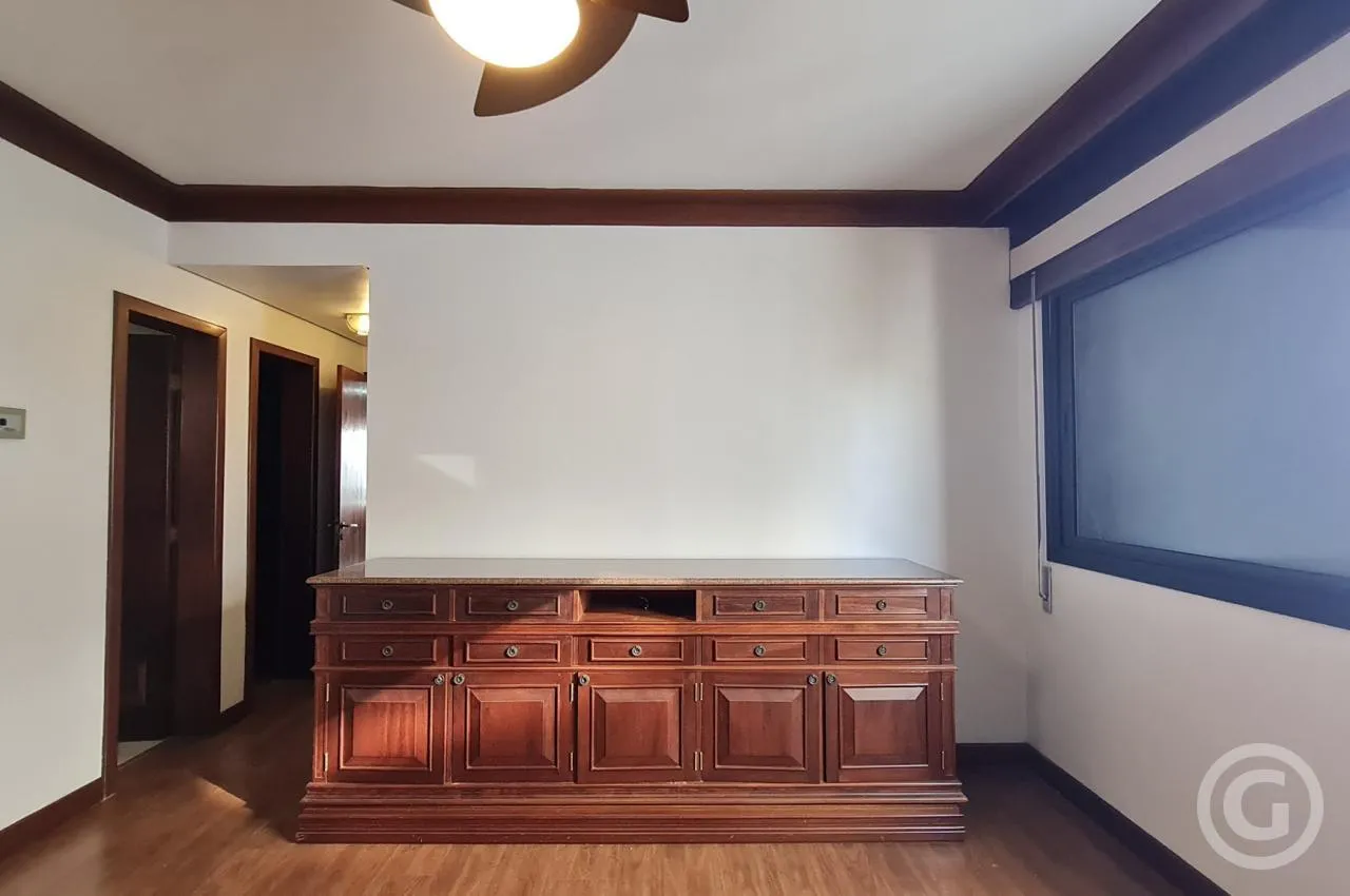 3-bedroom apartment with floor-to-ceiling windows — photo 16