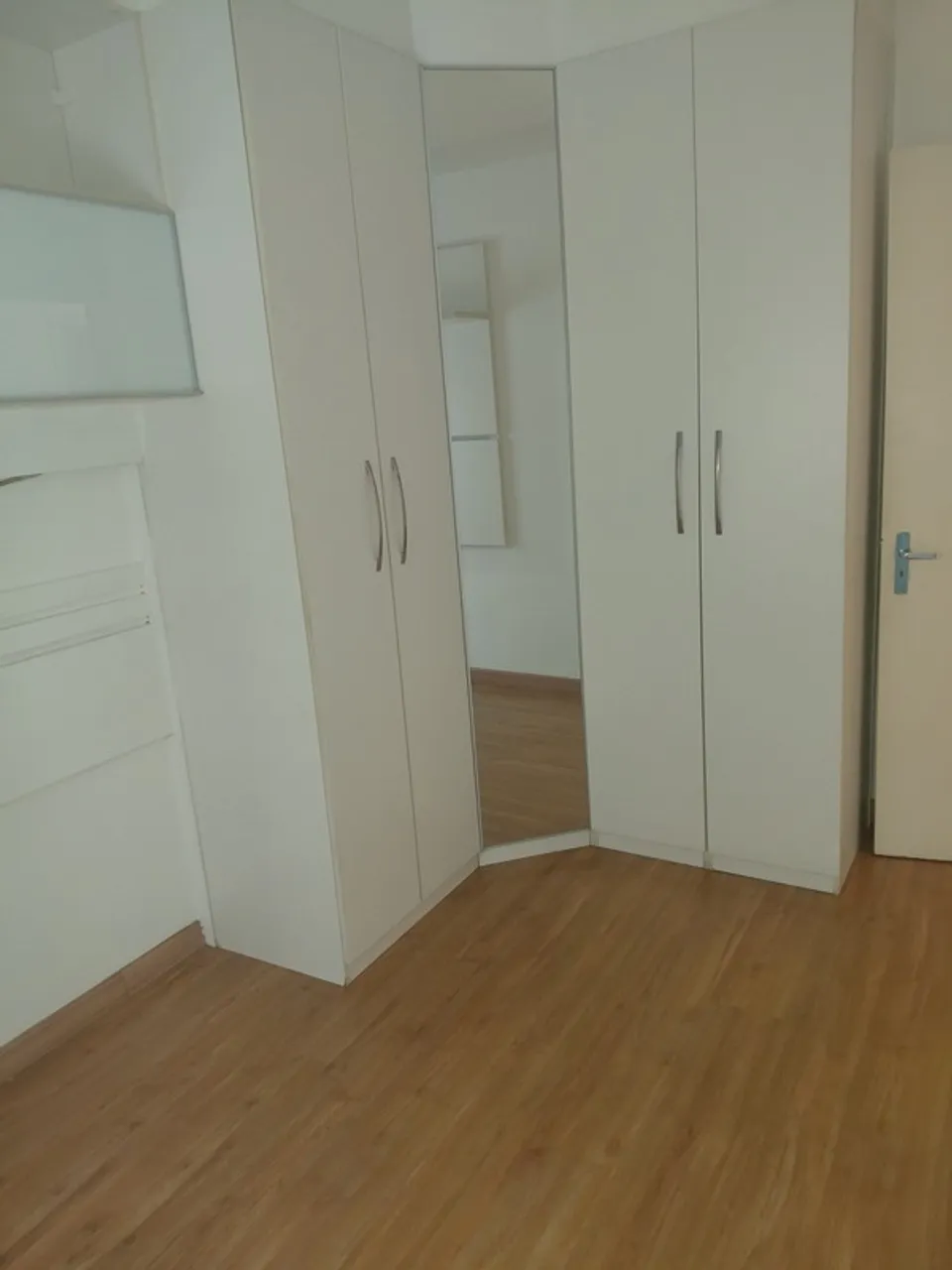 Apartment, 55 m², with wood or laminate floors — photo 3