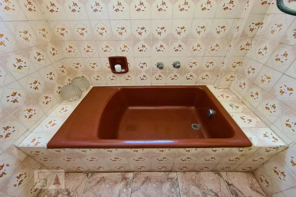 2 quartos e jacuzzi: apartamento de 65 m² — photo 35
