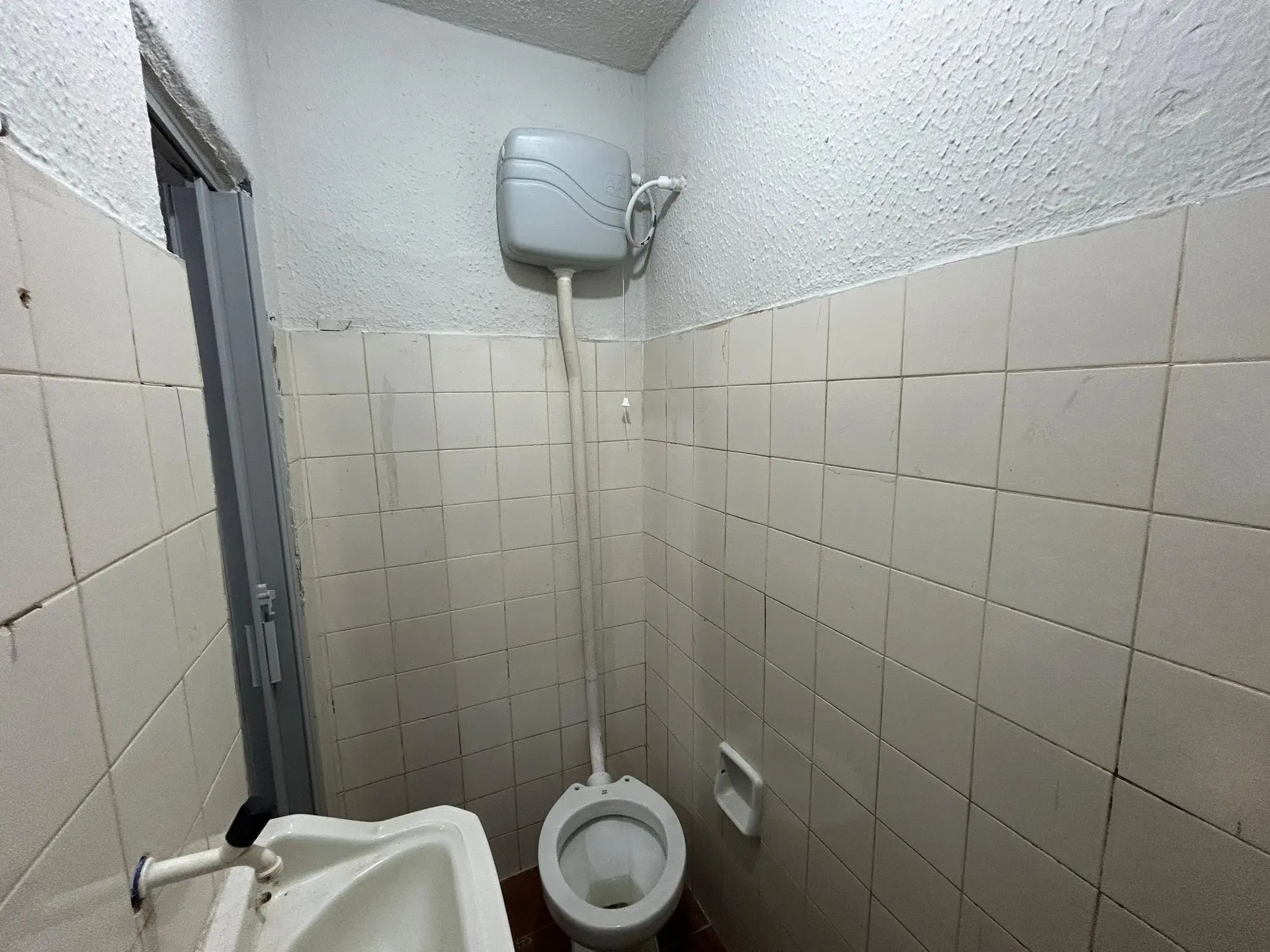 Rental house with 1 bedroom and 1 bathroom no parking — photo 24