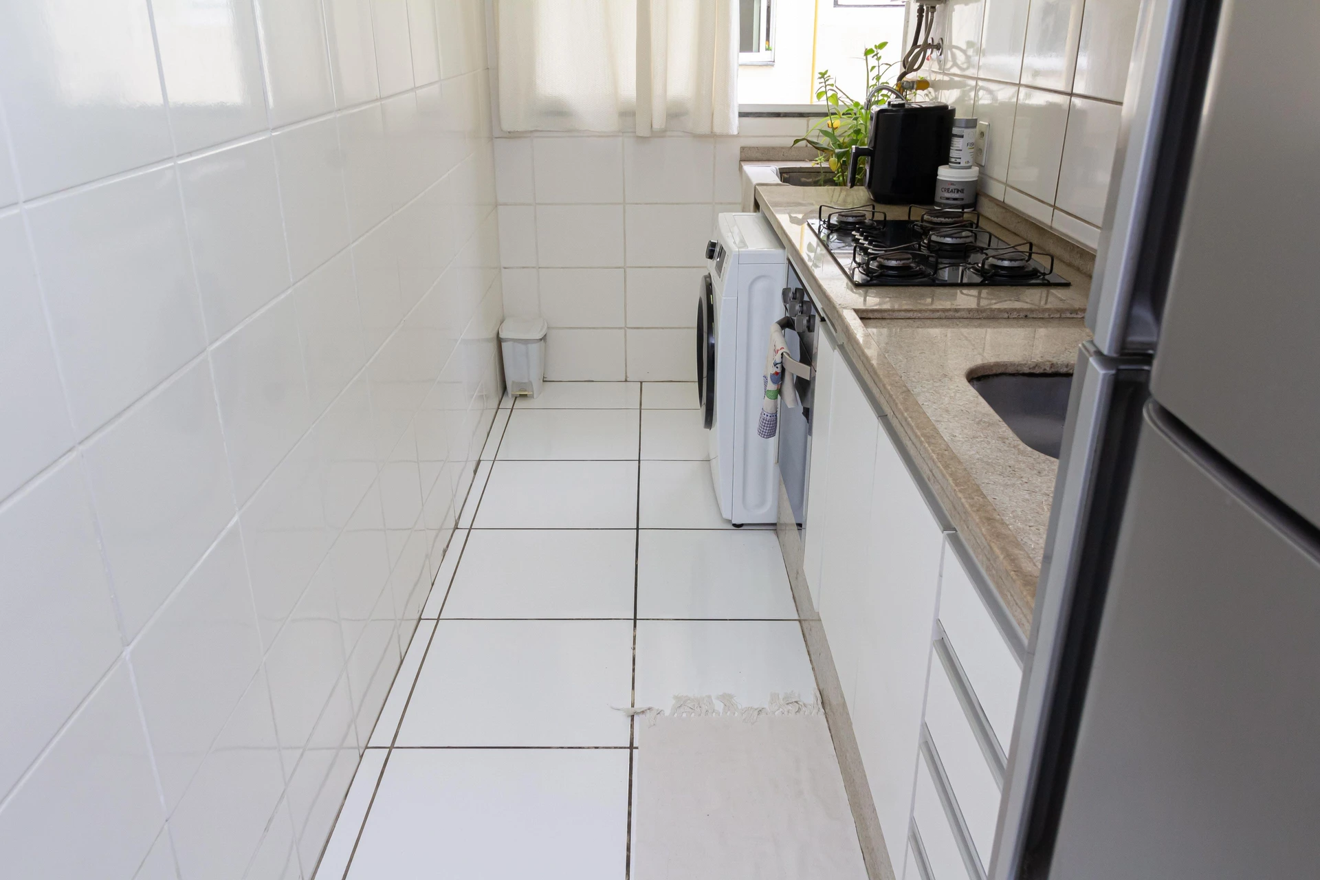 Apartamento mobiliado de 2 quartos em condomínio com piscina — photo 33