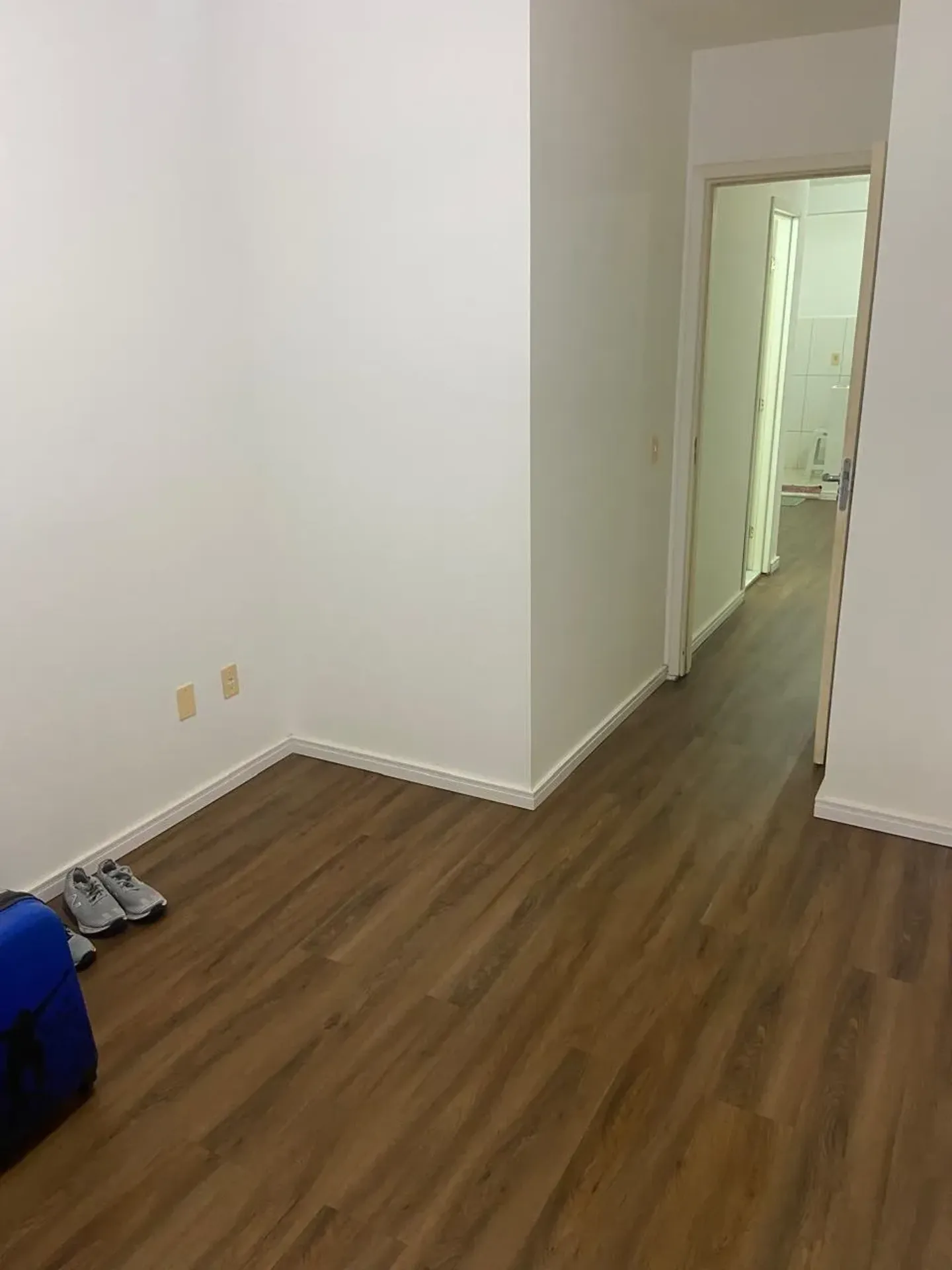 Apartment, 50 m², with wood or laminate floors — photo 9