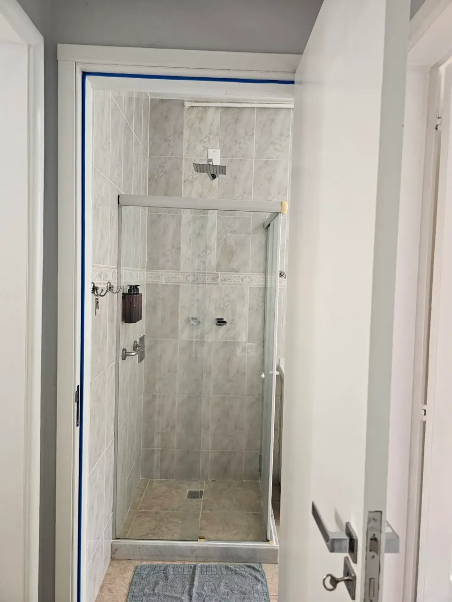 Furnished 2-bedroom apartment with balcony and 74 m² — photo 29