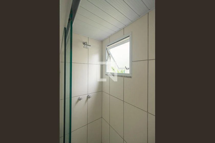 Apartamento de 2 quartos em condomínio com academia — photo 74