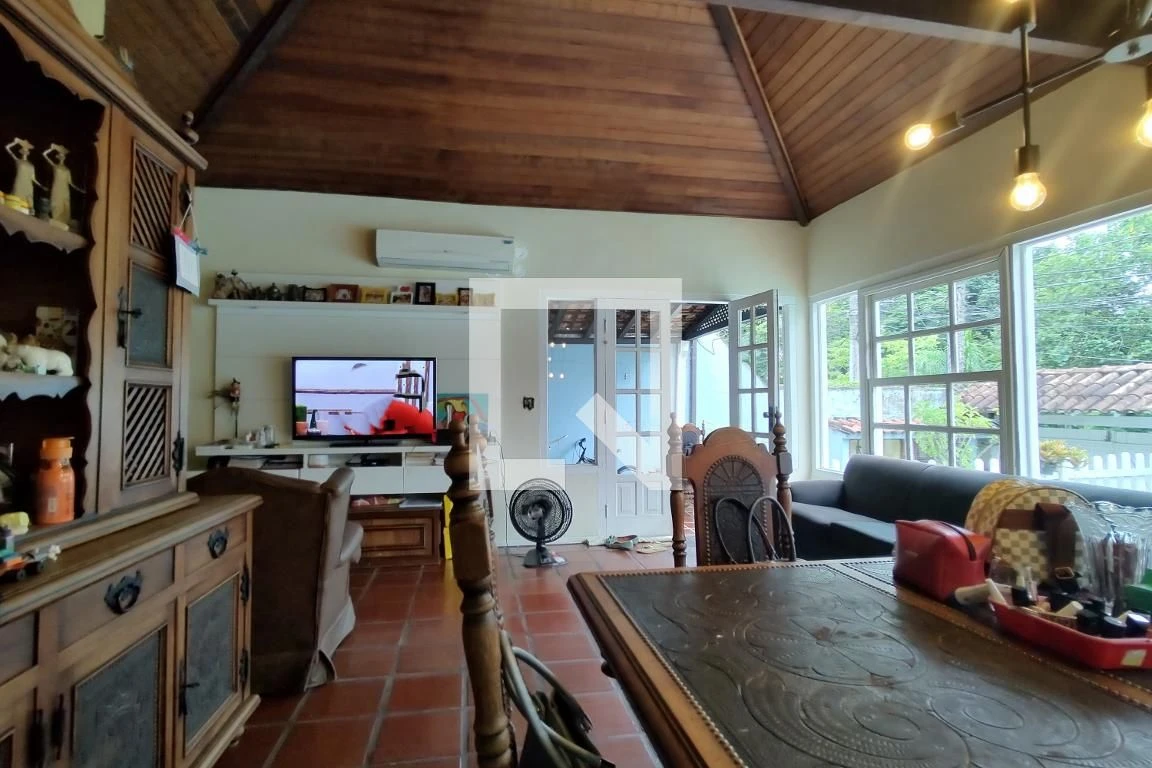 Furnished house with 3 bedrooms, private garden and 2 spots — photo 27