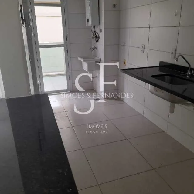 68 m² furnished apartment with 2 bedrooms and balcony — photo 15