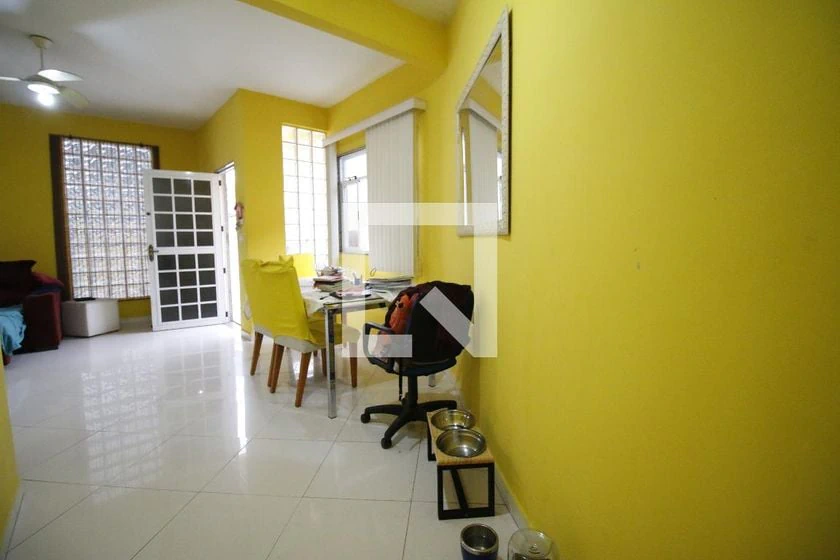 Apartamento de 260 m² com banheira e espaço de home office — photo 11