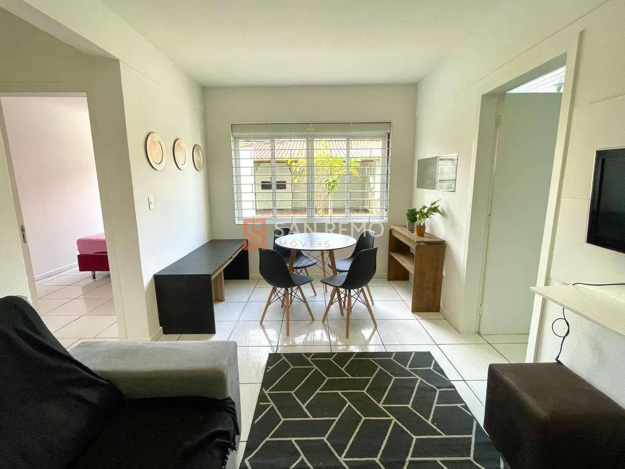 One-bedroom apartment with a home office in Florianópolis