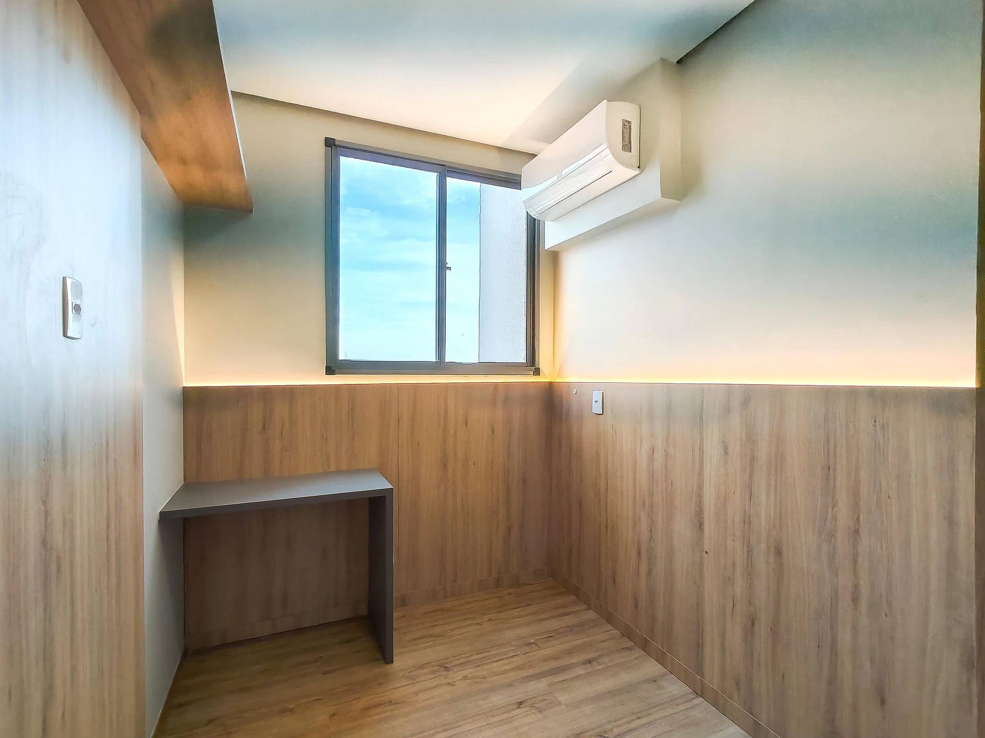 2-bedroom apartment in a building with a sauna — photo 90