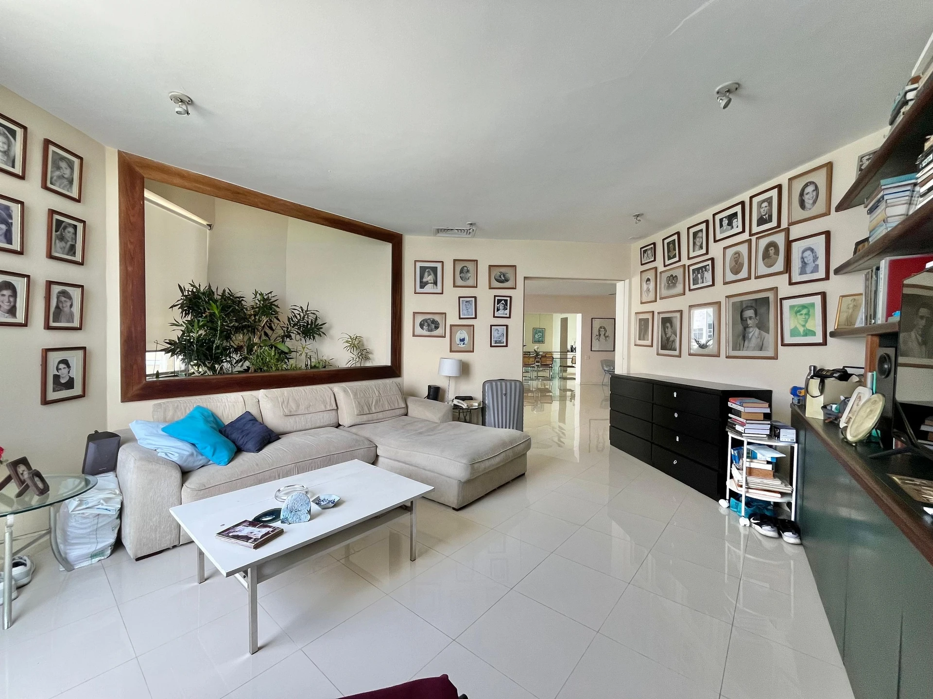 Furnished apartment, 450 m², with a water view — photo 27