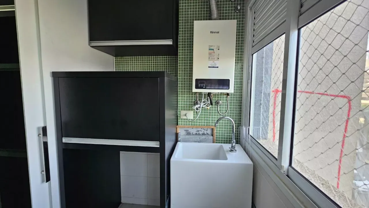Квартира в оренду з 3 спальнями та заскленим балконом — photo 18