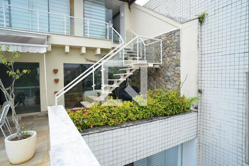 Furnished 350 m² apartment with 3 bedrooms and 2 parking — photo 16