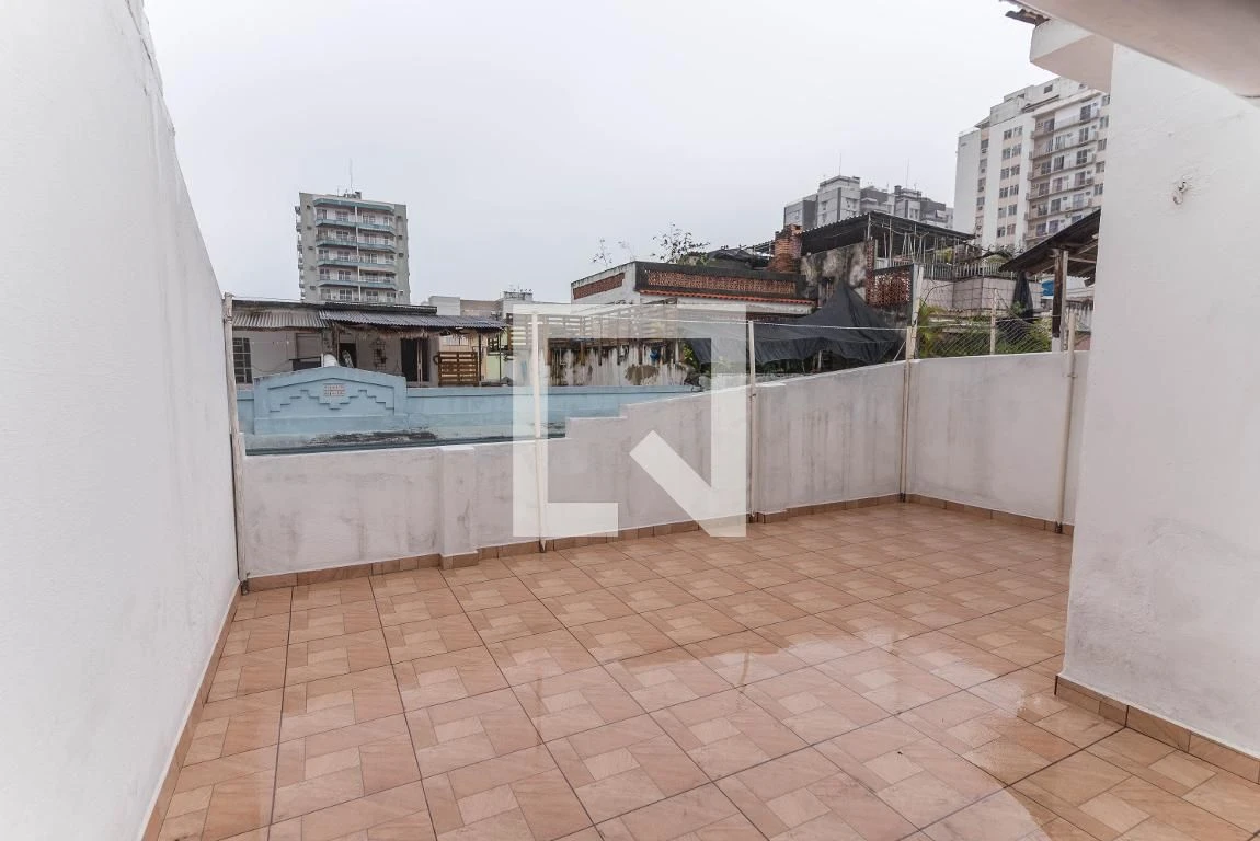 Apartment with 3 bedrooms and 1 en-suite, no parking — photo 4