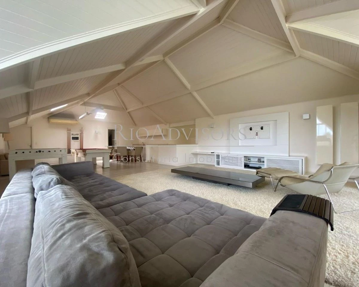 House 890 m² with 6 en-suite bedrooms and gas kitchen — photo 26