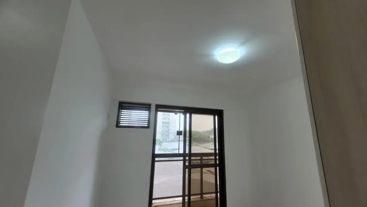 70 m² apartment with 3 bedrooms, 2 bathrooms and parking — photo 25