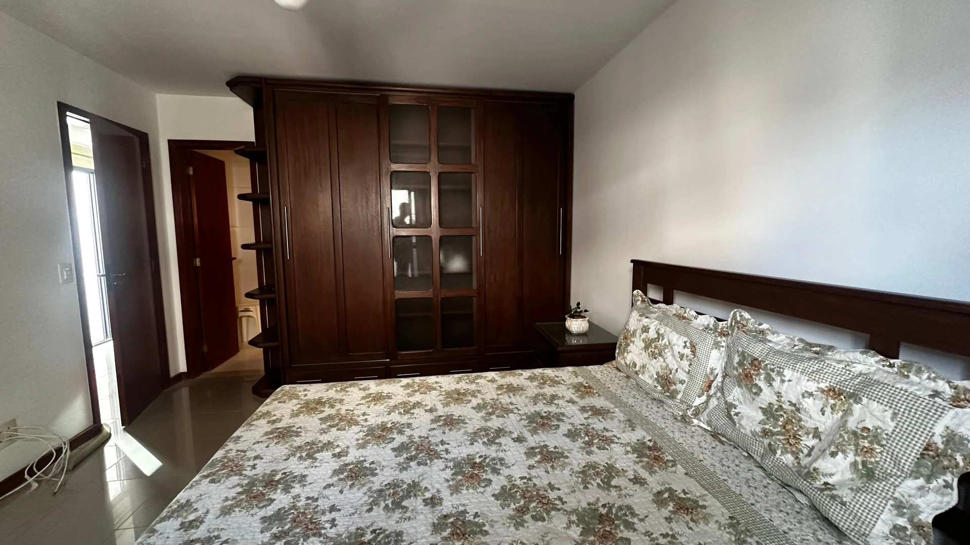 Furnished apartment with 2 bedrooms and a balcony — photo 4