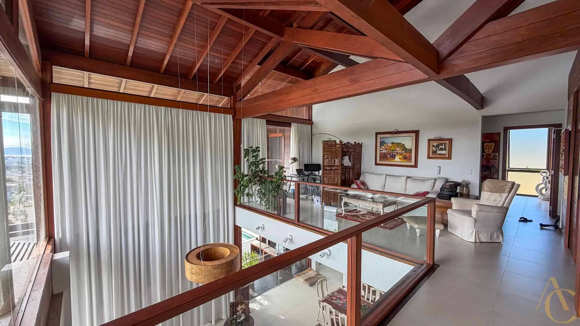 Furnished house, 689 m², with a grill on the balcony — photo 76